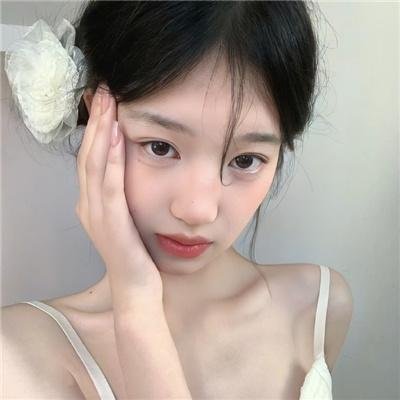 纯洁庞克 发条少女海报
